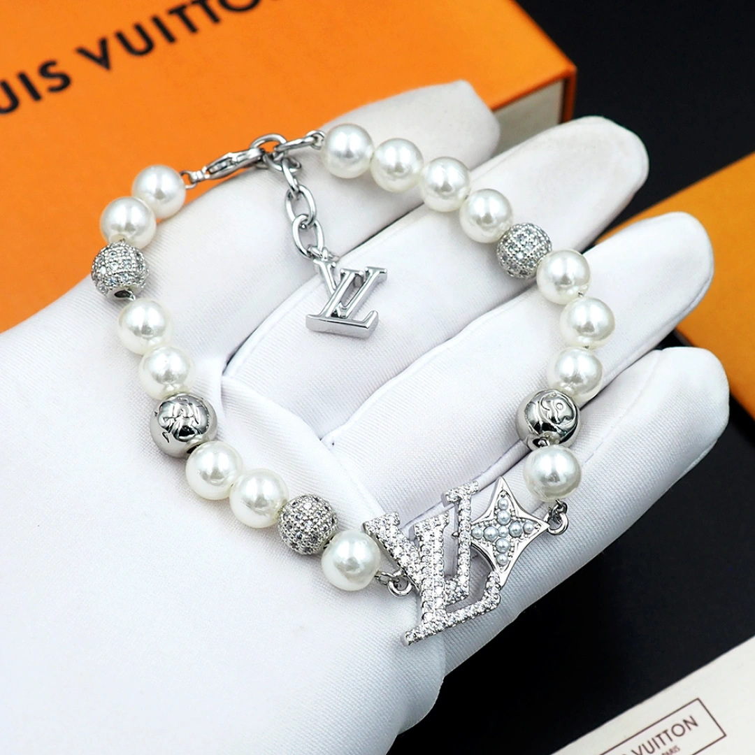 Barbara-- 8V bracelet item:E-S092J1220H