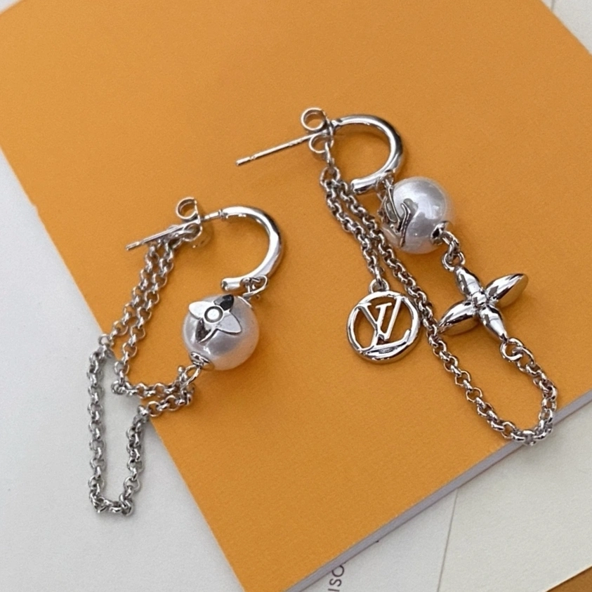 Barbara-- 8V earrings item : E-S092K1117H