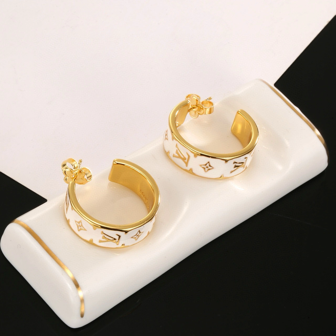 Barbara --8V item:E-S092I1714H