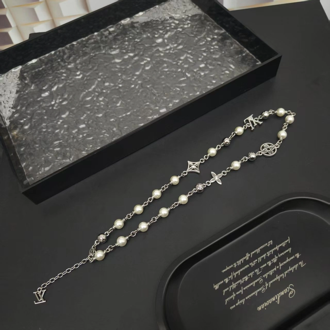 Barbara-- 8V necklace M02448 2colour item : E-S006K0204-2H