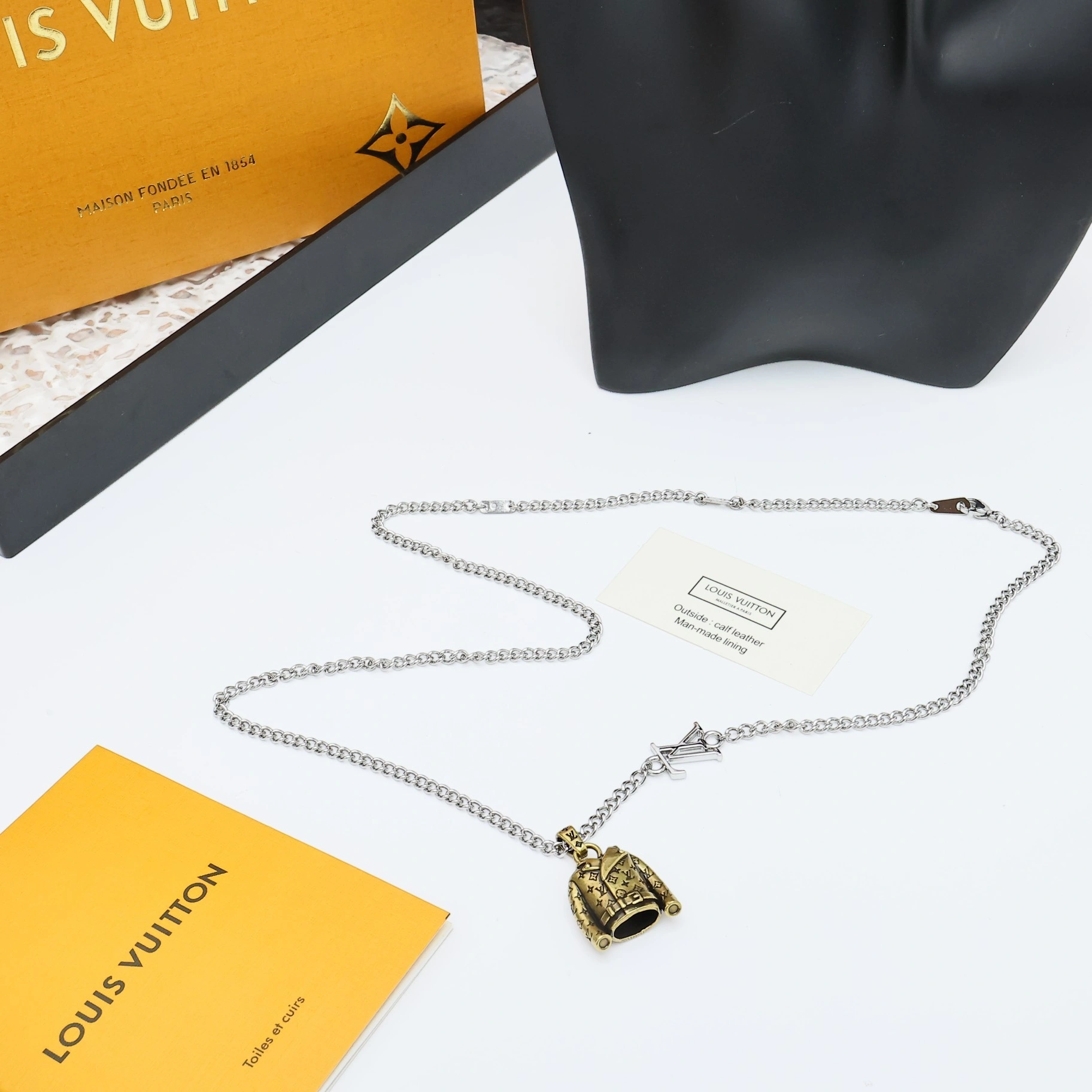 Barbara-- 8V necklace item : E-S006K0207H