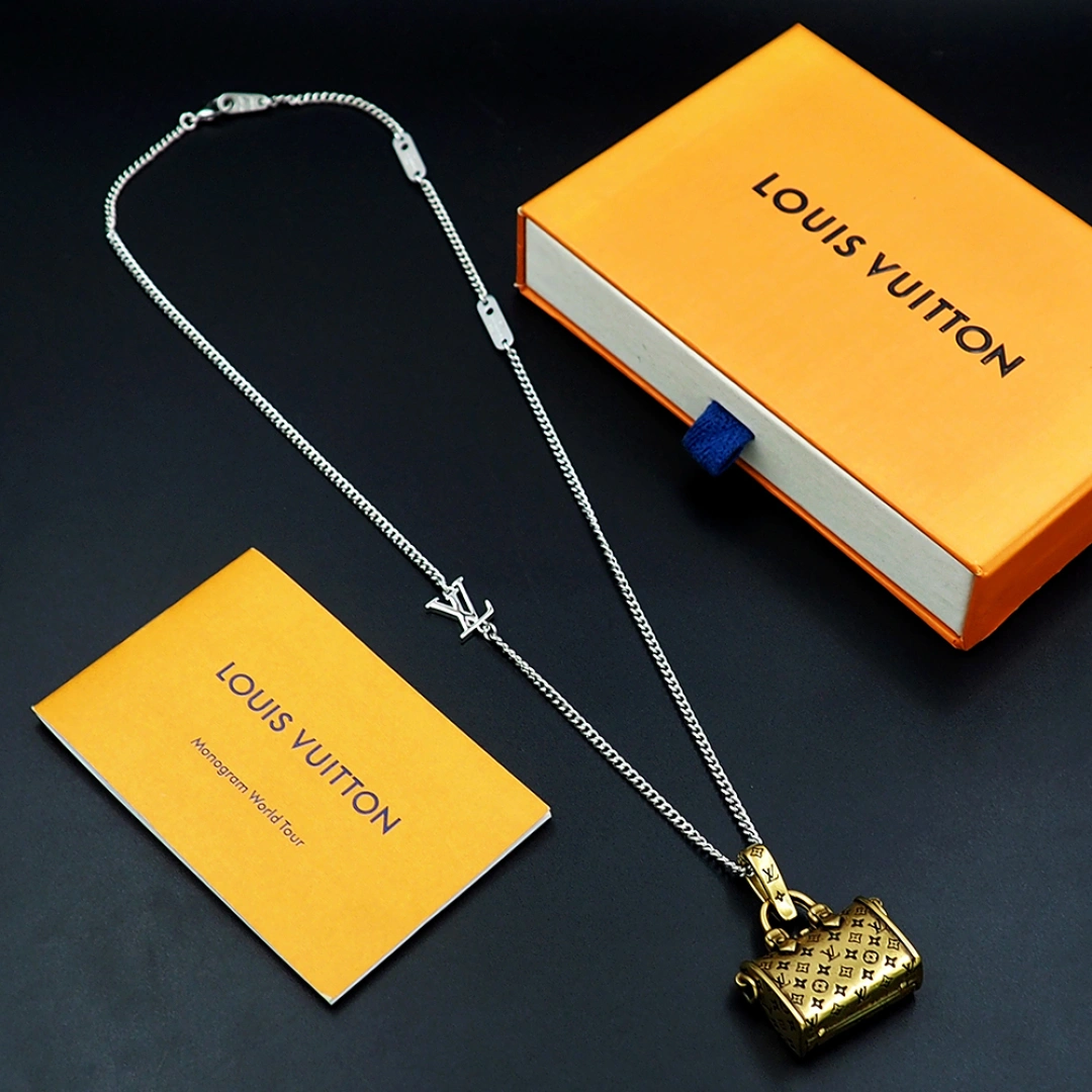 Barbara-- 8V necklace item : E-S092J3036H