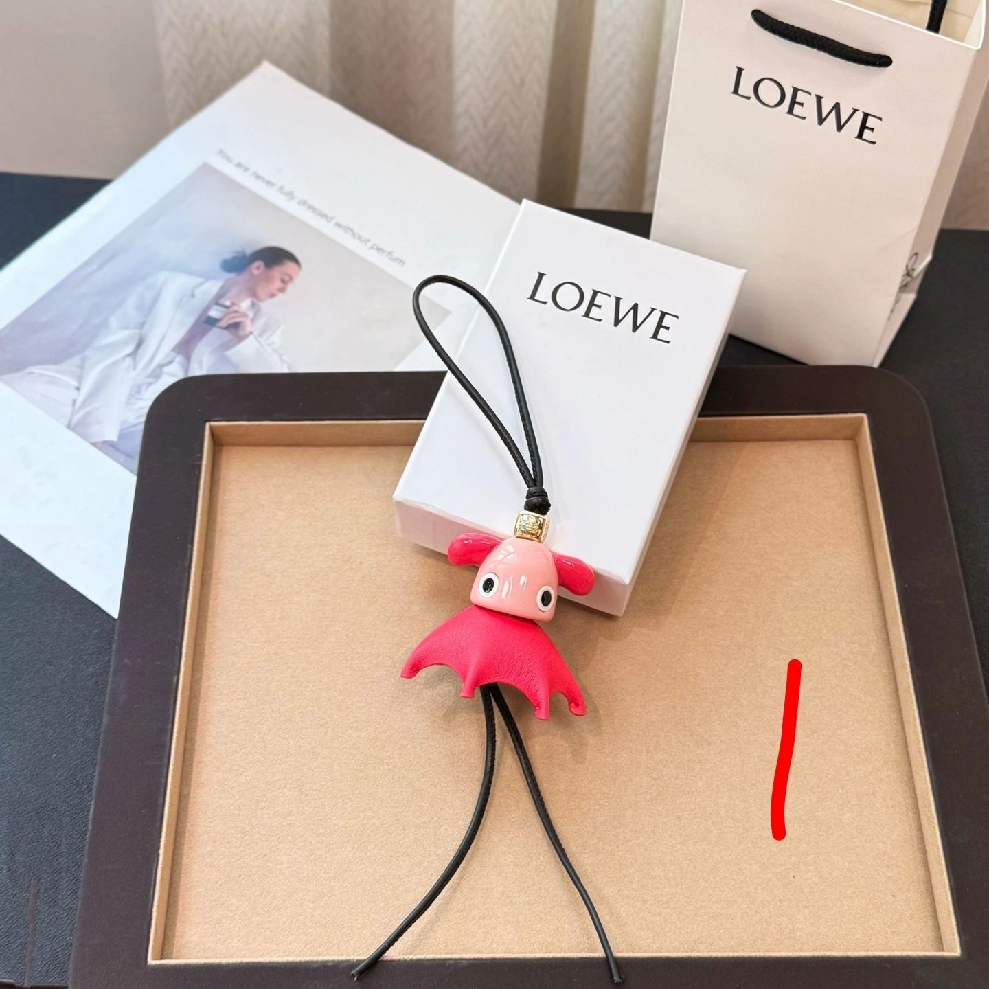 Barbara-- 8o5w5 Anagram 2colour item:E-S000L1402-2H