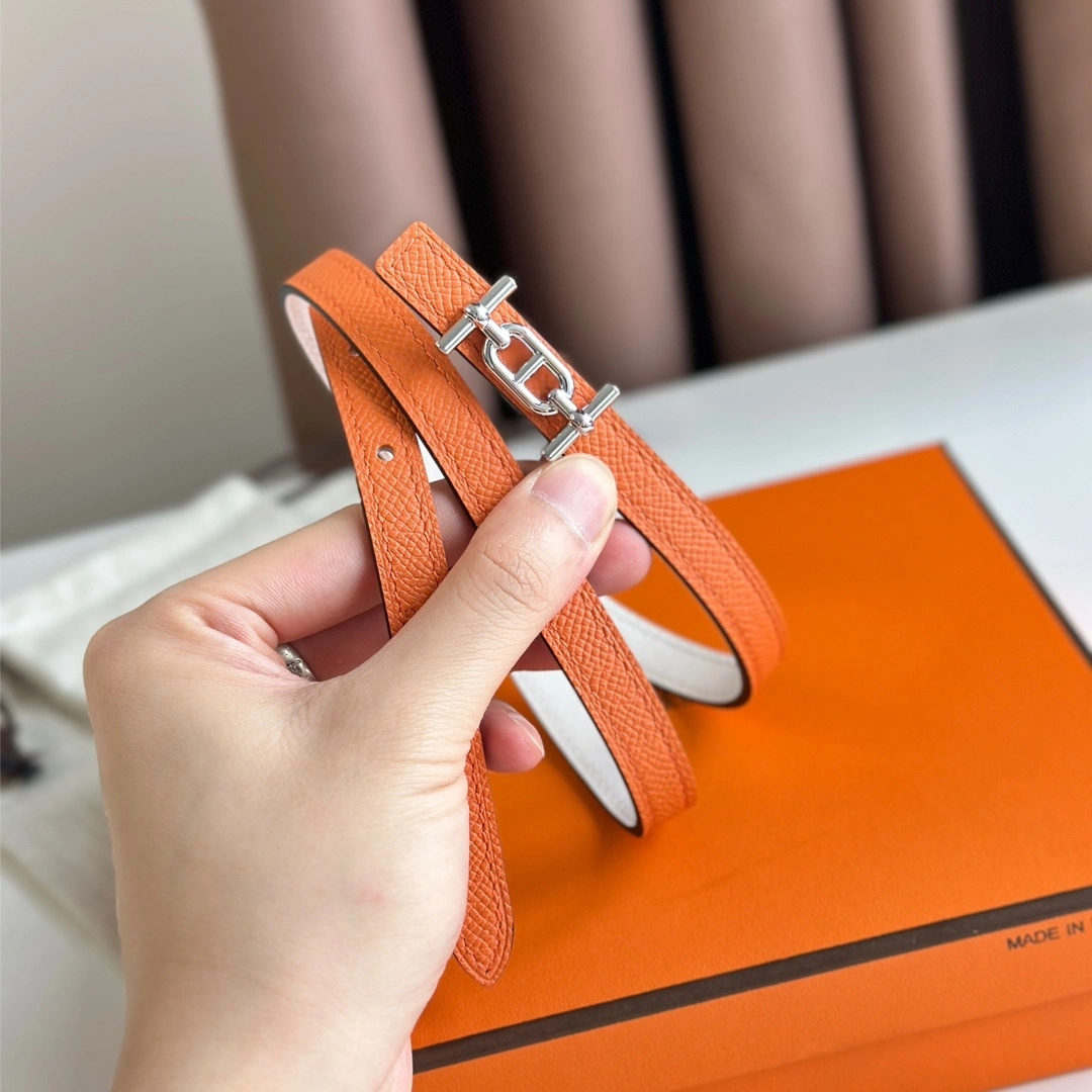 Barbara-- ANCRE BUCKLE & REVERSIBLE LEATHER STRAP item:C-S333L0652R