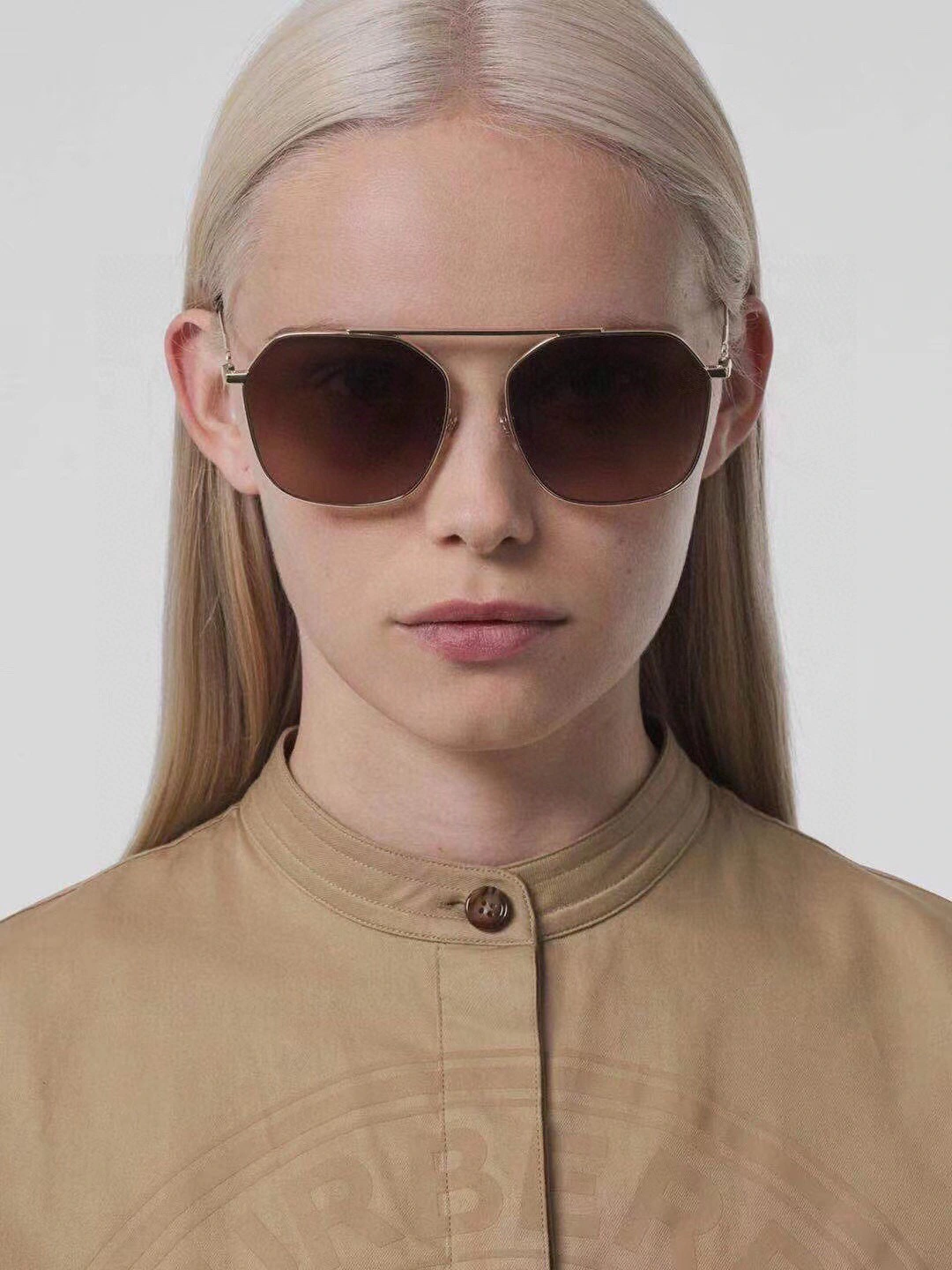 &Barbara-- B 3124 7colour item : B-S132A2732A-7