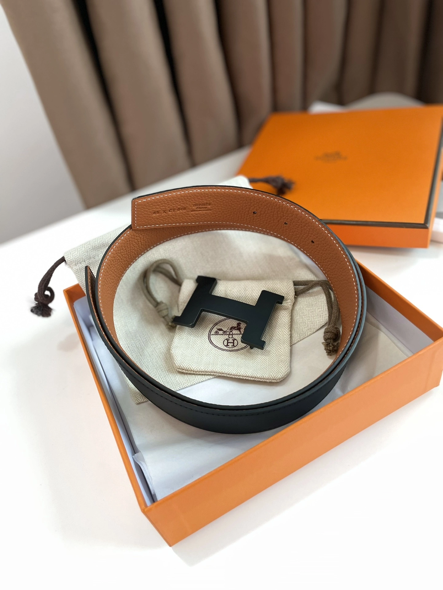 &Barbara-- CONSTANCE BELT BUCKLE & REVERSIBLE LEATHER STRAP 38MM item:C-S316B2539