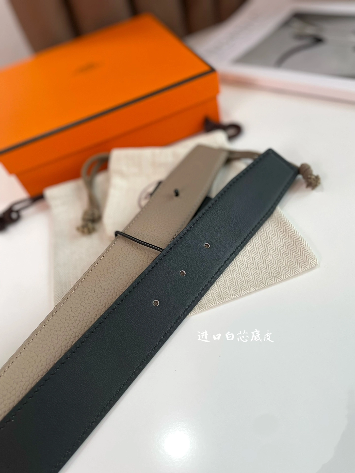 &Barbara-- CONSTANCE BELT BUCKLE & REVERSIBLE LEATHER STRAP 38MM item:C-S316B2540