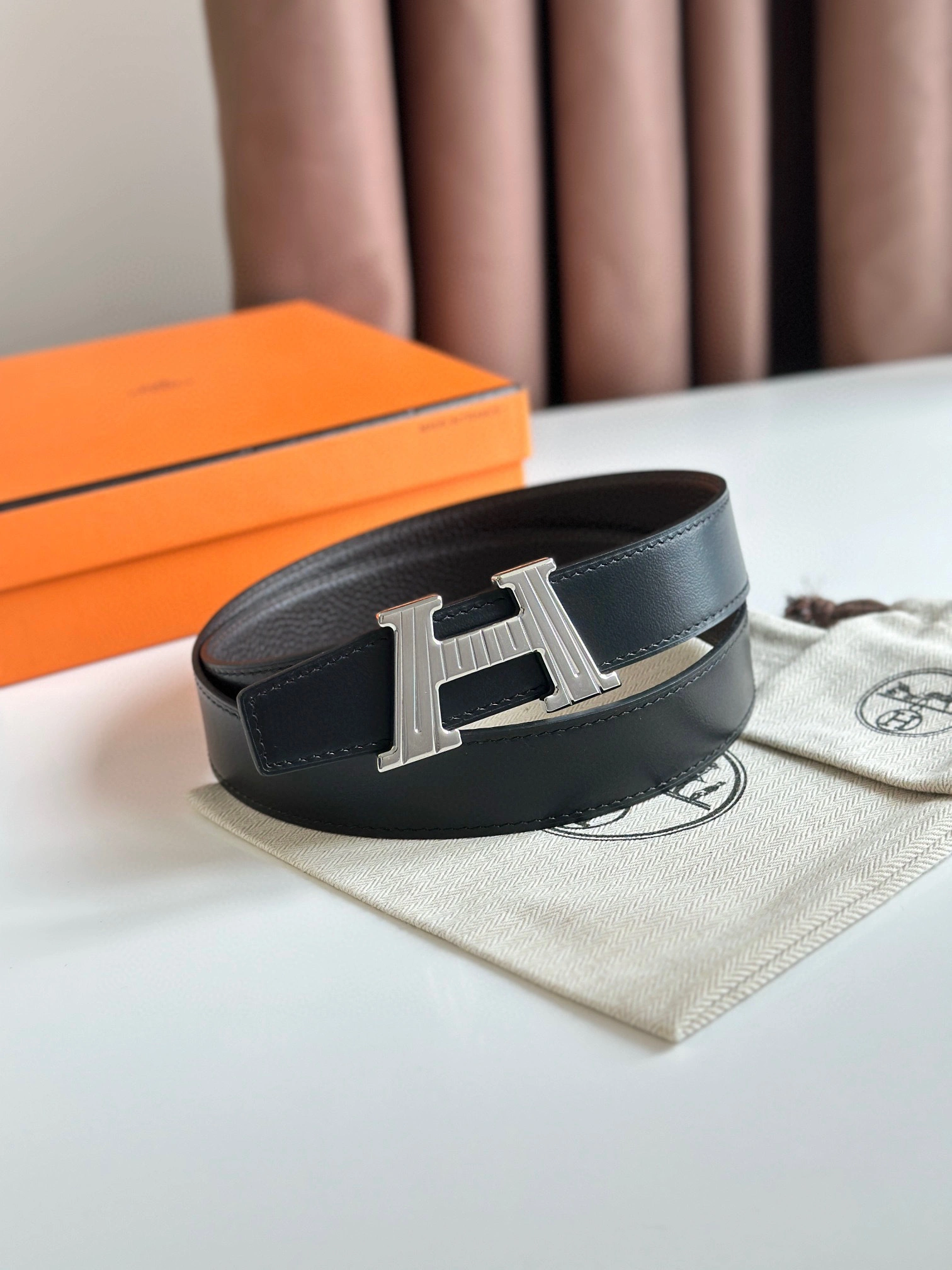 Barbara-- H010495UB86 reversible cowhide 32MM item:D-S000A1927R