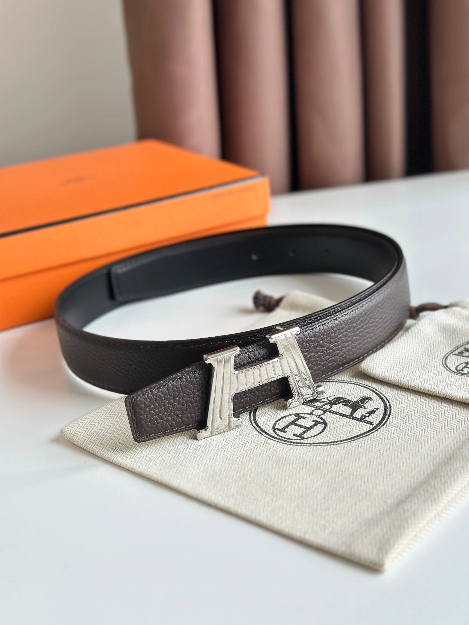 Barbara-- H010495UB86 reversible cowhide 32MM item:D-S000A1927R