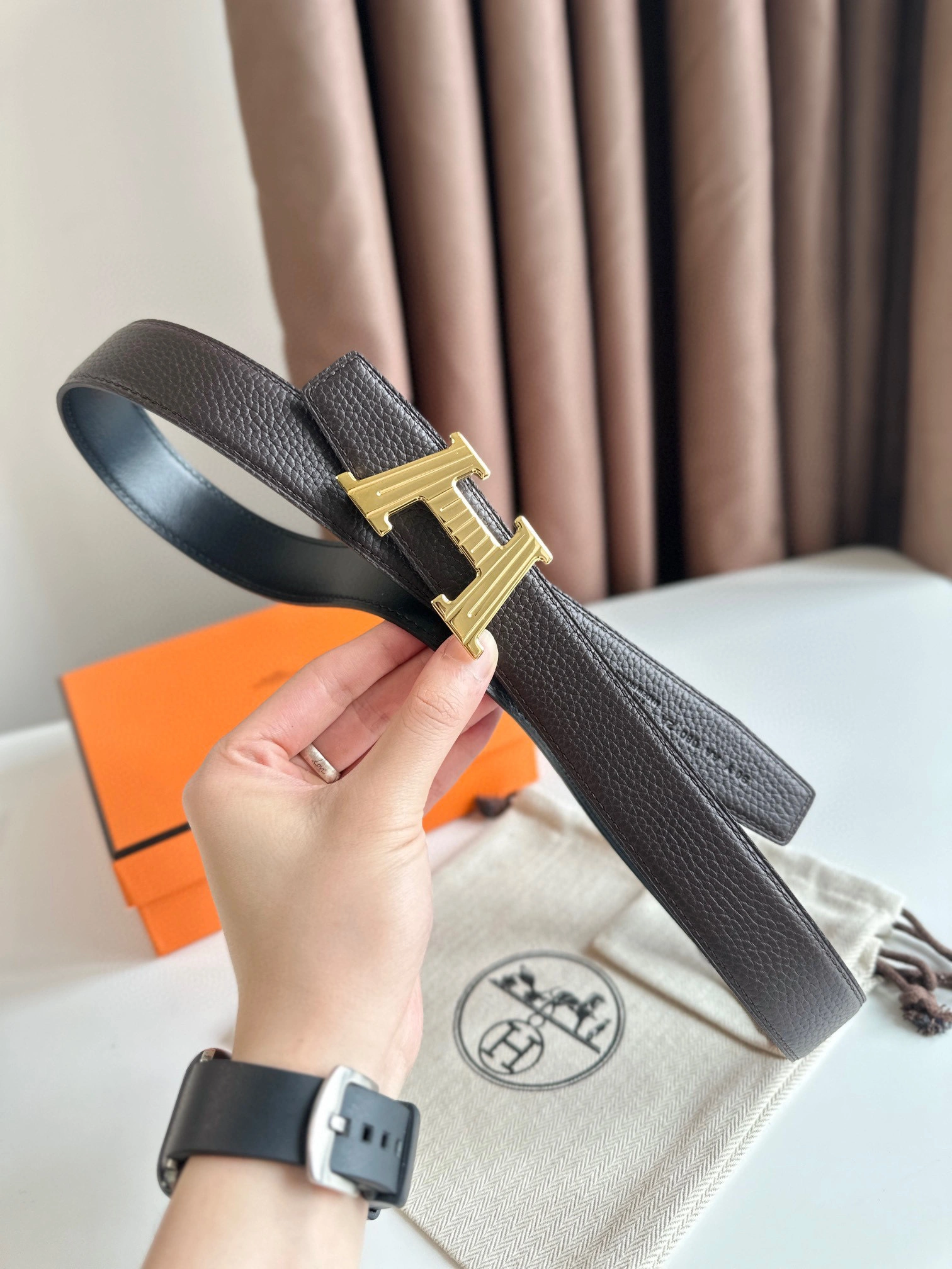 Barbara-- H010495UUZ3-H073967CAAB100 reversible cowhide 32MM item:D-S000A1954R