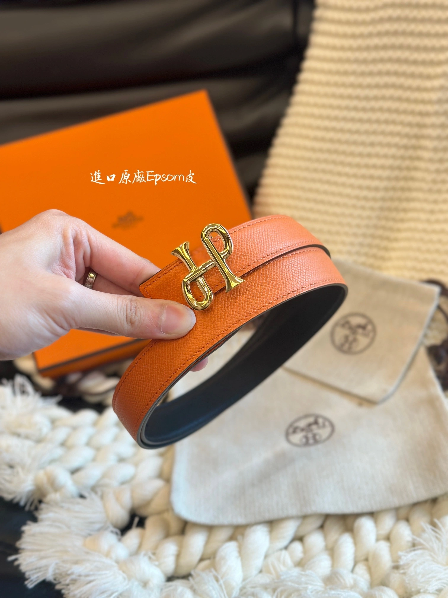 Barbara-- H5r75s COR BAROQUE BUCKLE & REVERSIBLE LEATHER STRAP item:D-S333H3077