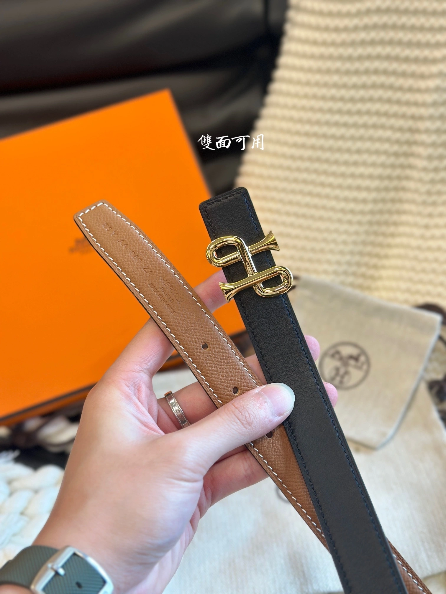 Barbara-- H5r75s COR BAROQUE BUCKLE & REVERSIBLE LEATHER STRAP item:D-S333H3079