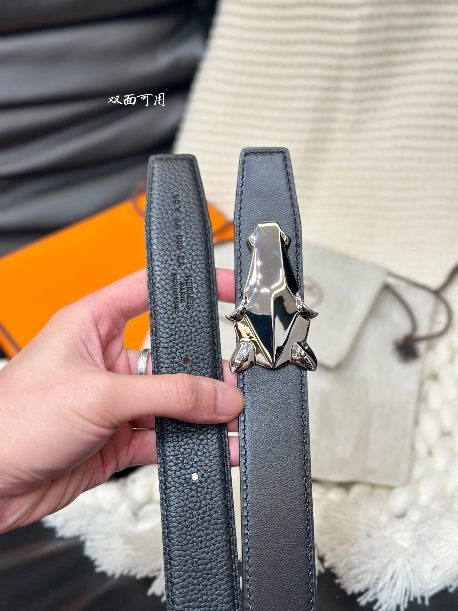 Barbara-- H5r75s DESTRIER BELT BUCKLE & REVERSIBLE LEATHER STRAP item:D-S333H3071