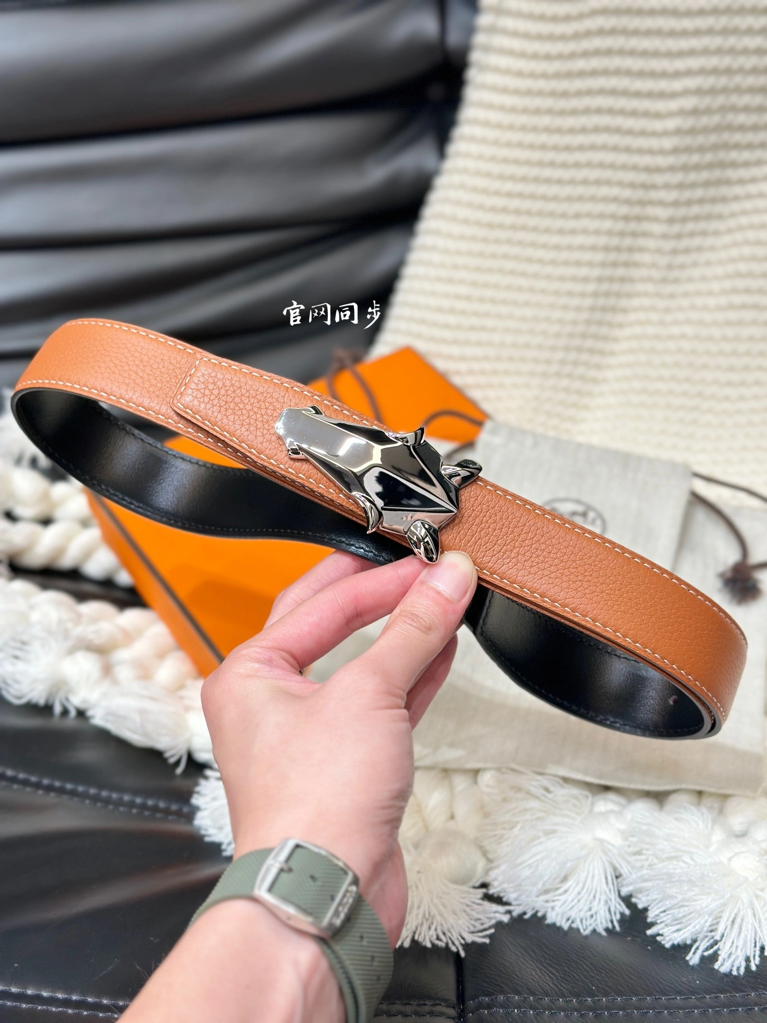 Barbara-- H5r75s DESTRIER BELT BUCKLE & REVERSIBLE LEATHER STRAP item:D-S333H3087