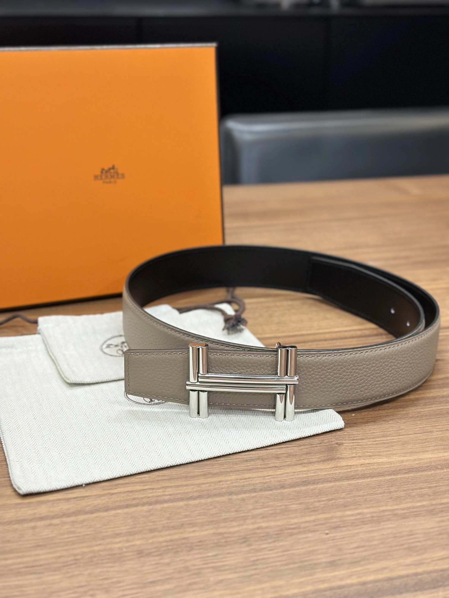 Barbara-- H5r75s H010639UJJ4-H077971CAAG085 38MM reversible item:D-S042F0543