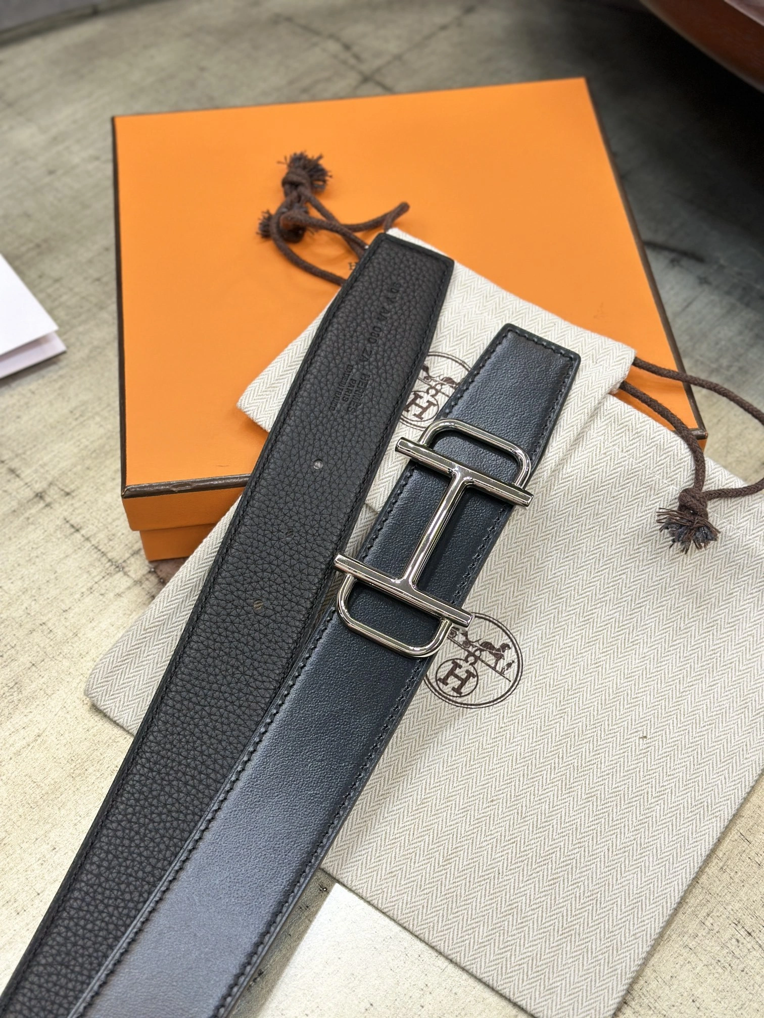 Barbara-- H5r75s H075370CK05 38MM reversible item:D-S042F0540