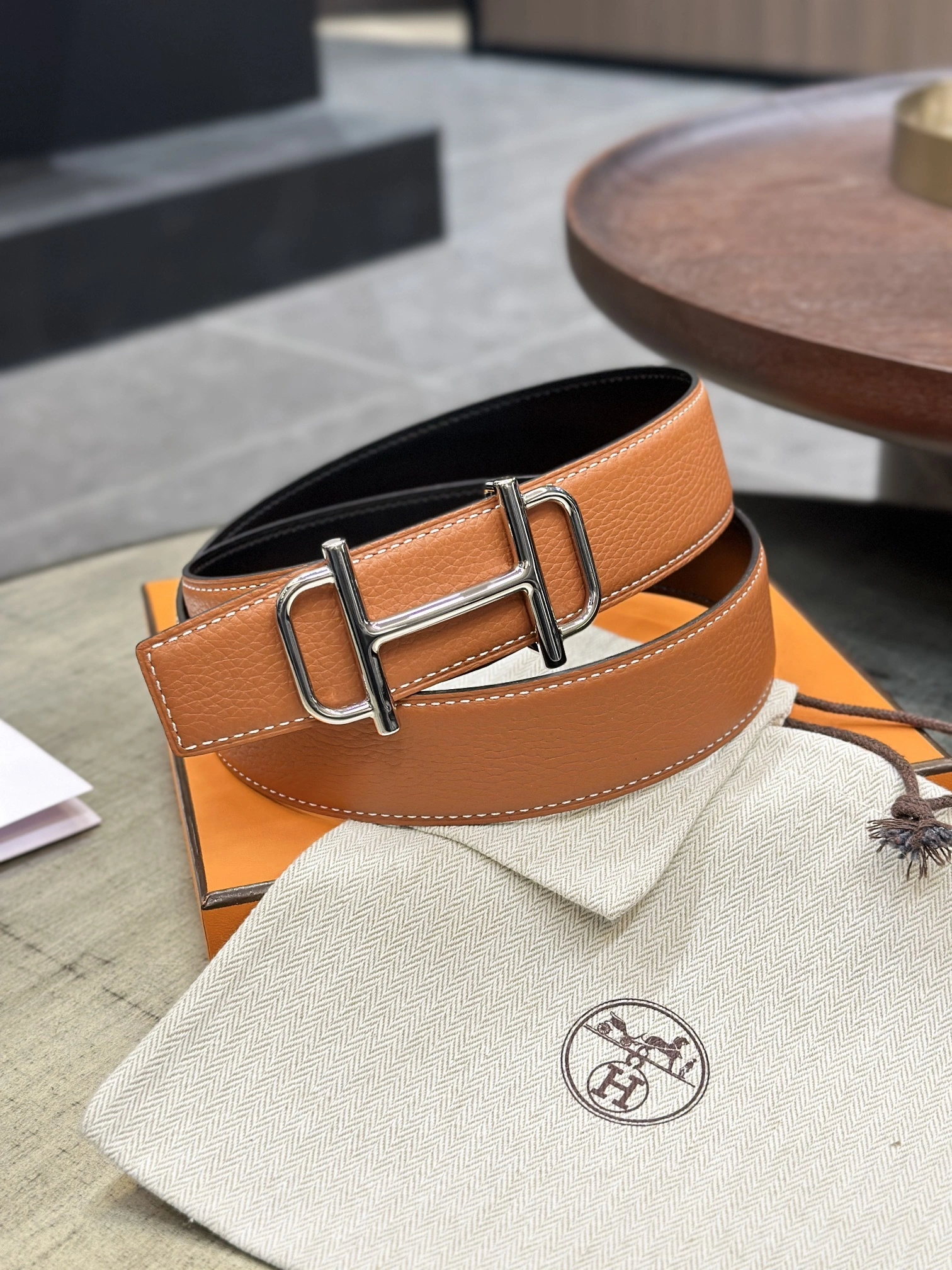 Barbara-- H5r75s H075370CK05-H077971CAAA 38MM reversible item:D-S042F0539