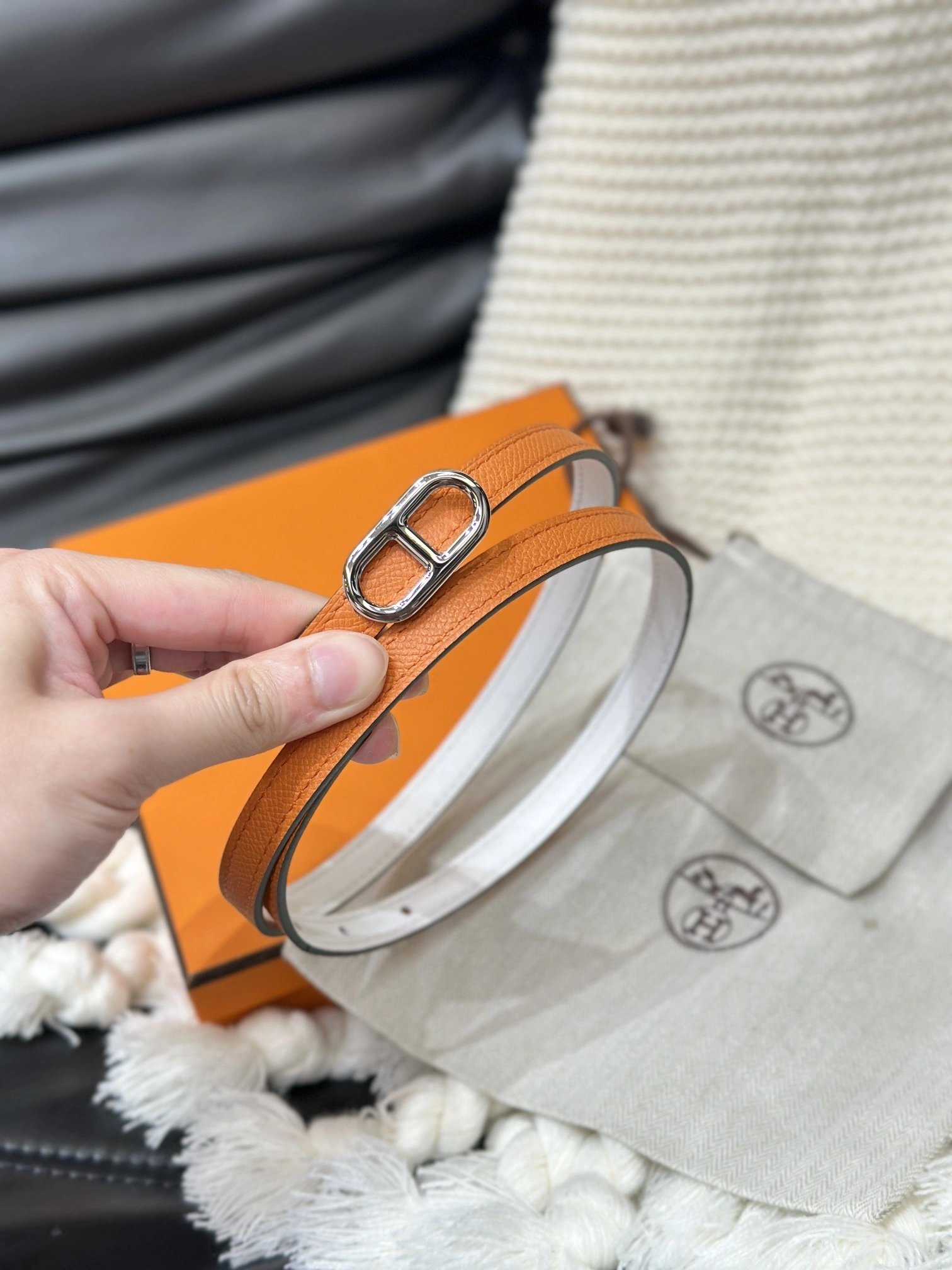 Barbara-- H5r75s MAILLON H BUCKLE & REVERSIBLE LEATHER STRAP item:D-S333H3072