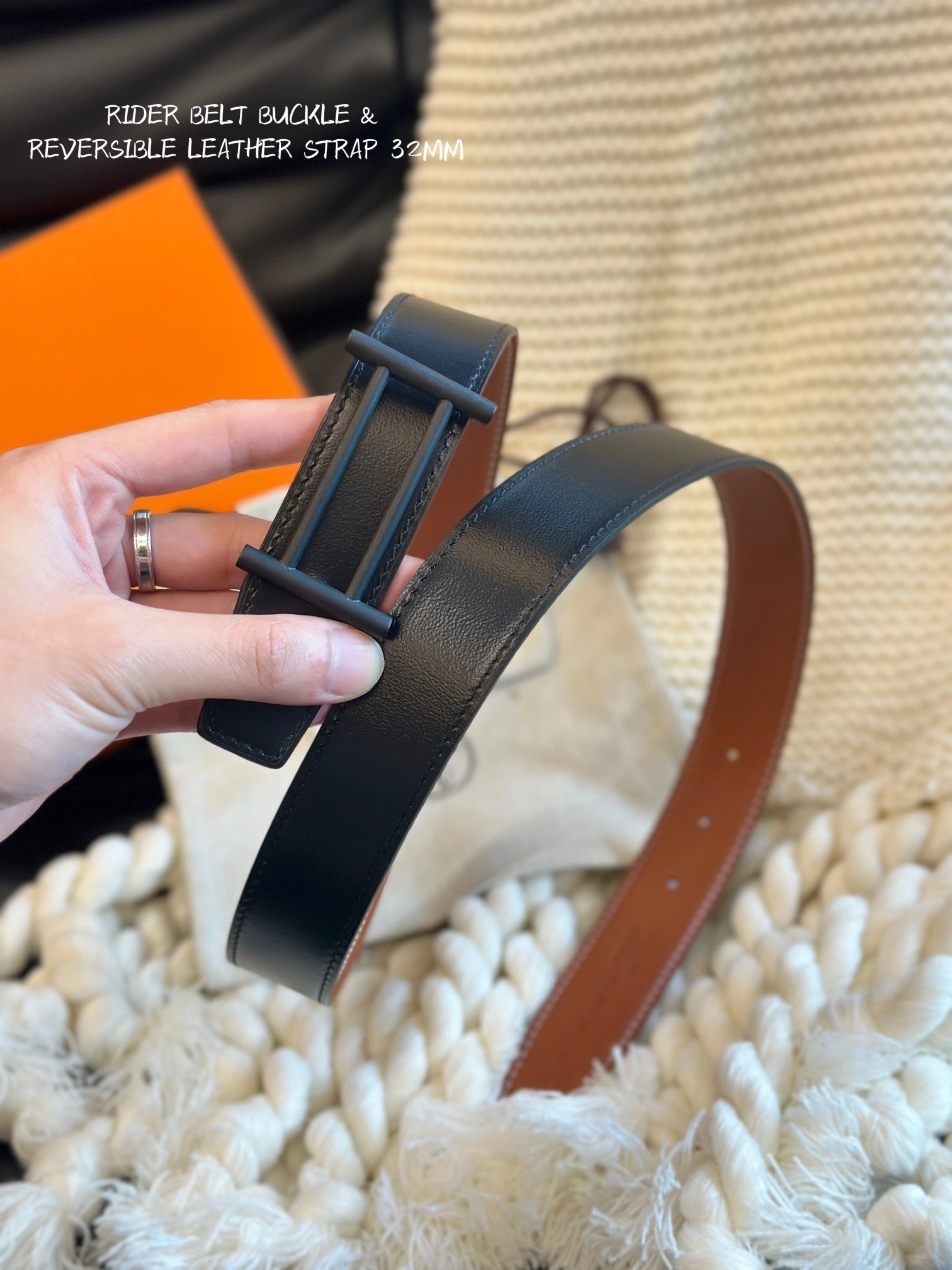 Barbara-- H5r75s RIDER BUCKLE & REVERSIBLE LEATHER STRAP 32MM item:D-S179H2922