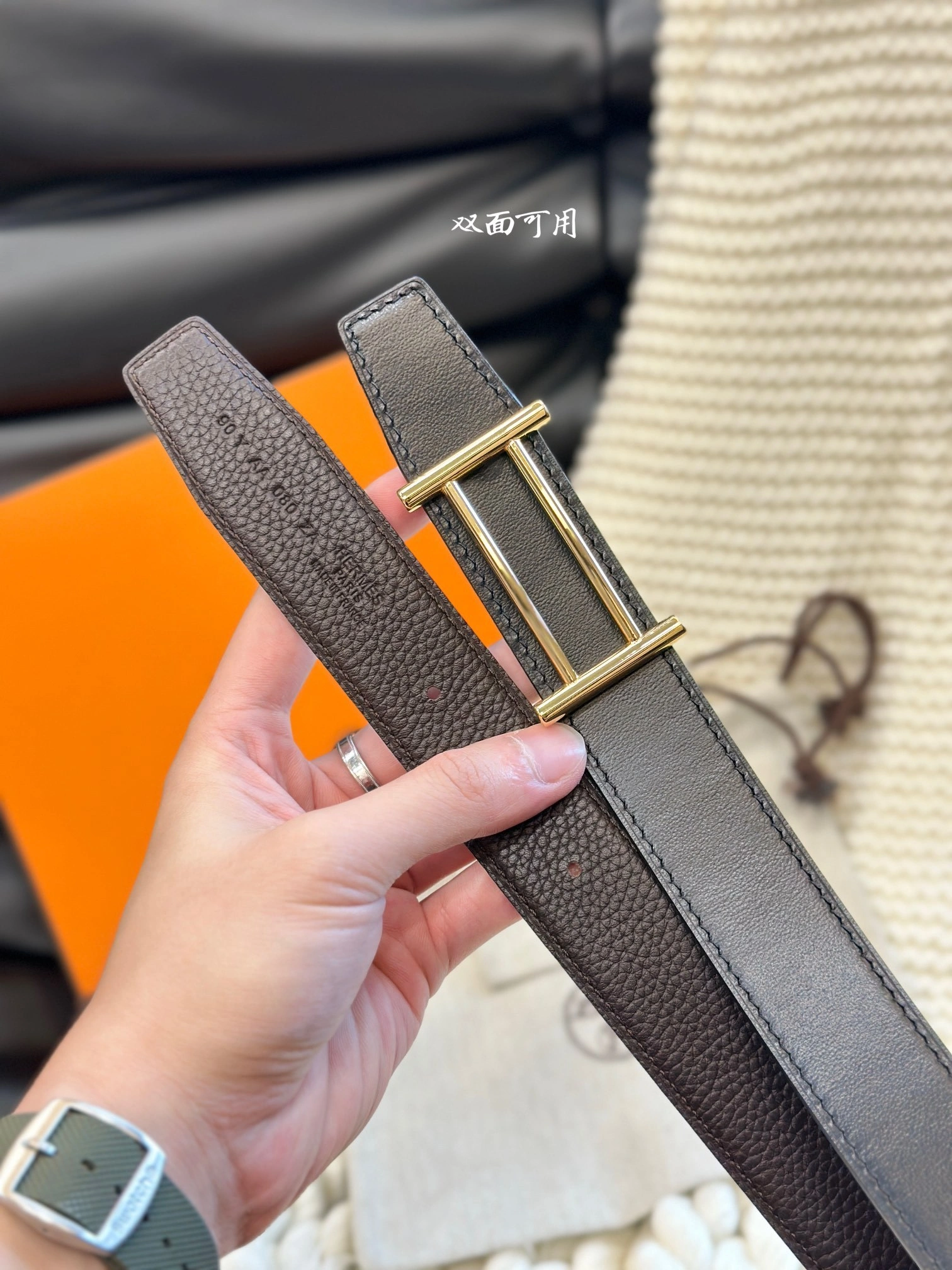 Barbara-- H5r75s RIDER BUCKLE & REVERSIBLE LEATHER STRAP item:D-S179H2926