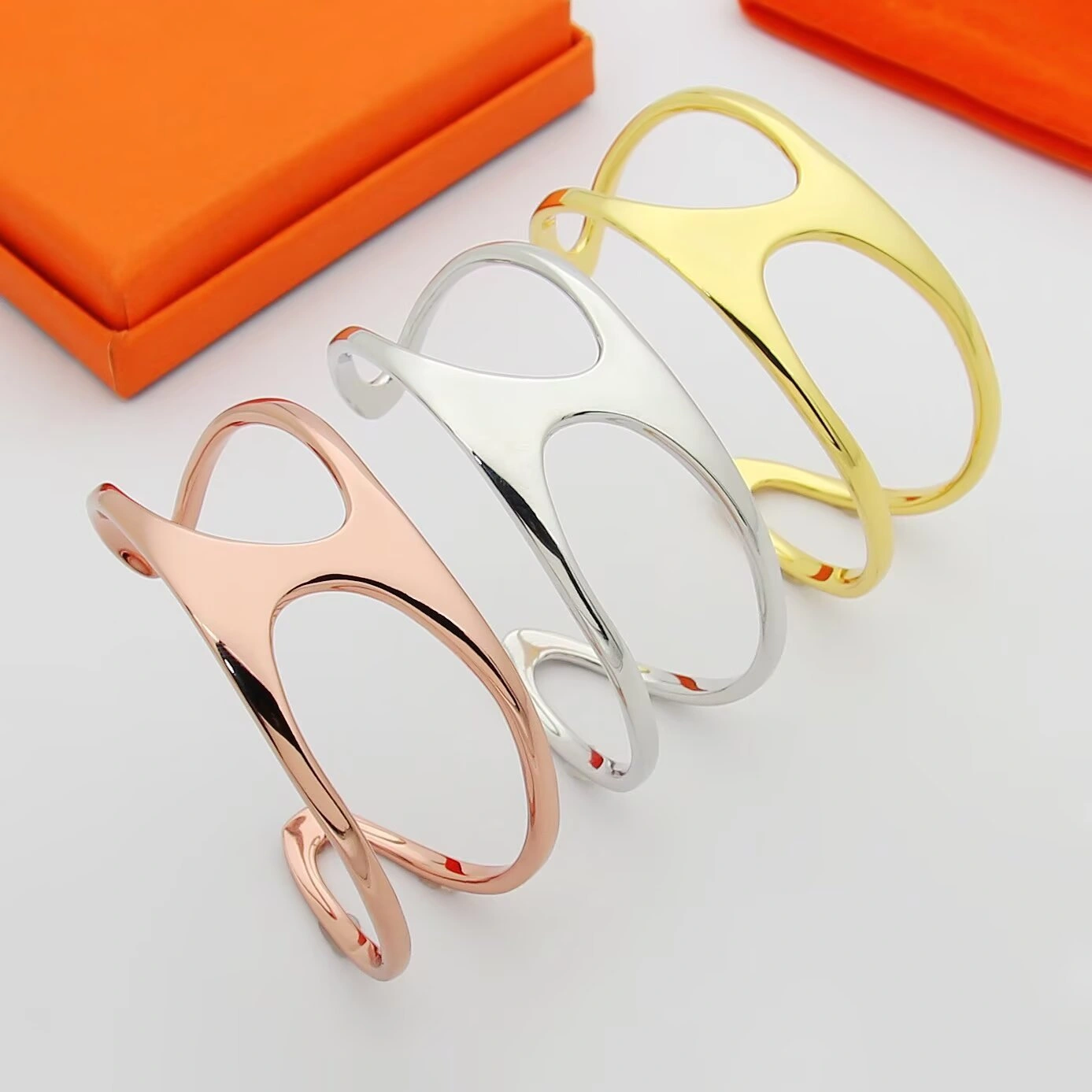 Barbara-- H5r75s bracelet 3colour item:E-S092J1214-3H