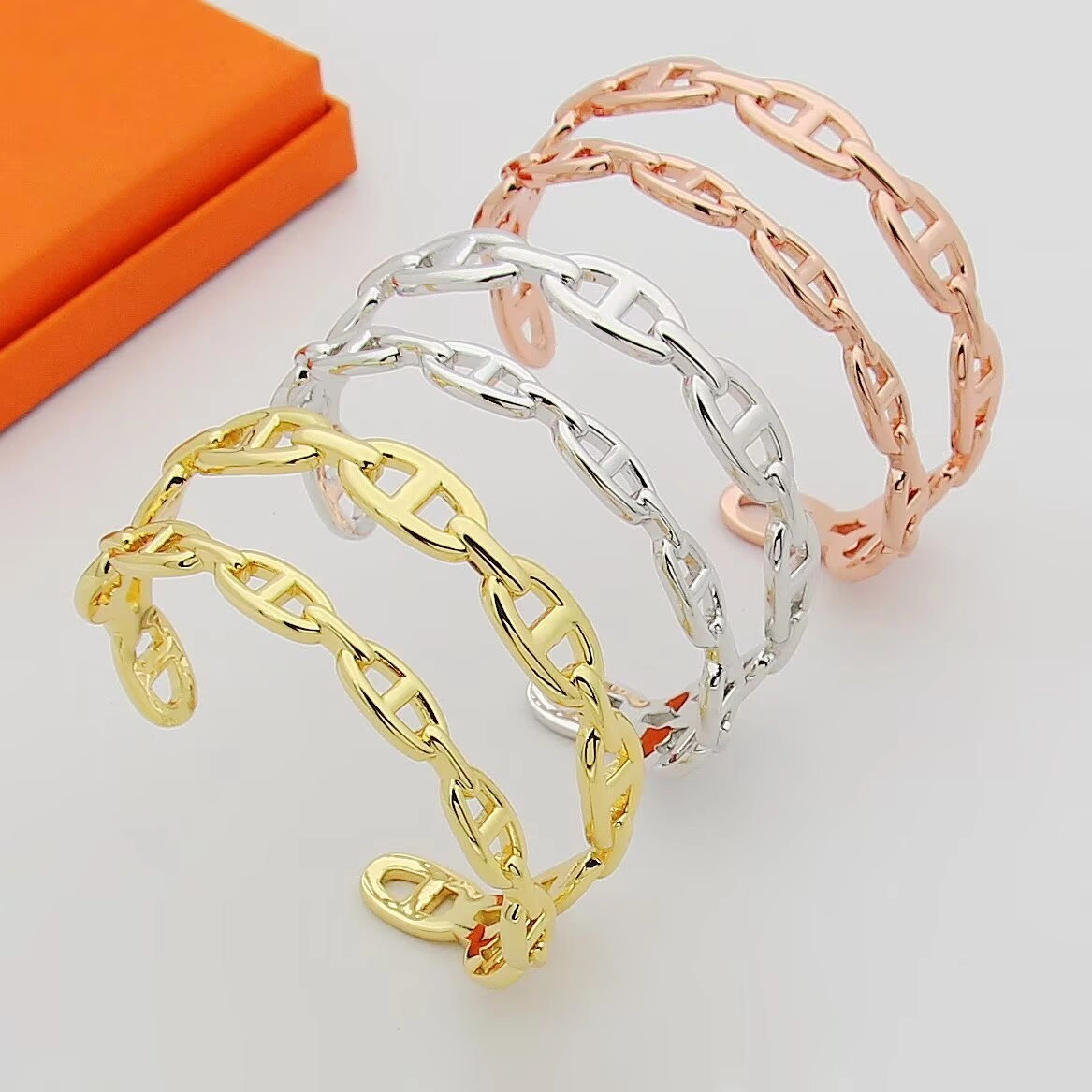 Barbara-- H5r75s bracelet3Colour item : E-S092K1124-3H