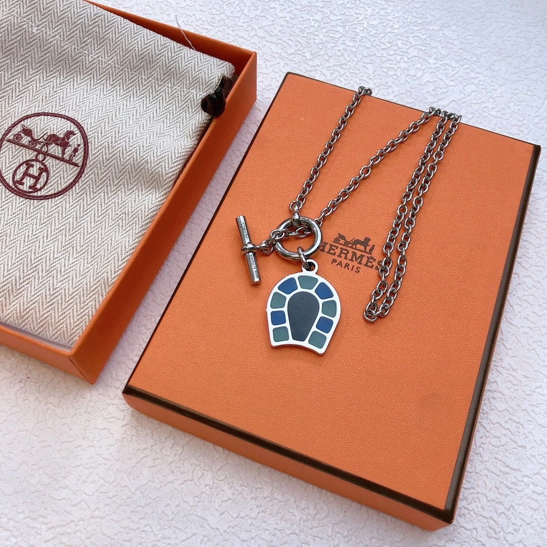 Barbara-- H5r75s necklace item : E-S092J2920H