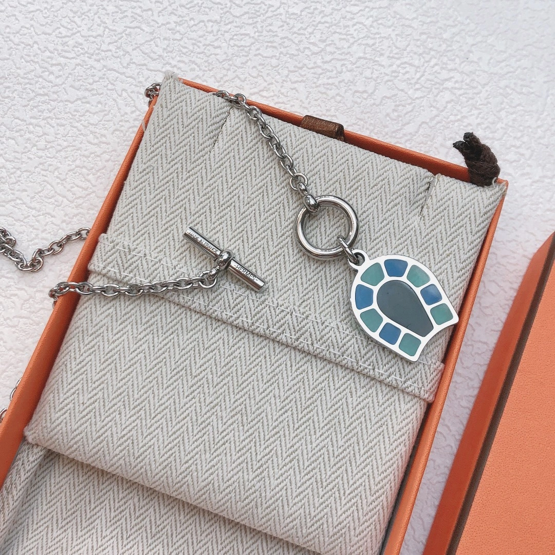 Barbara-- H5r75s necklace item : E-S092J2920H