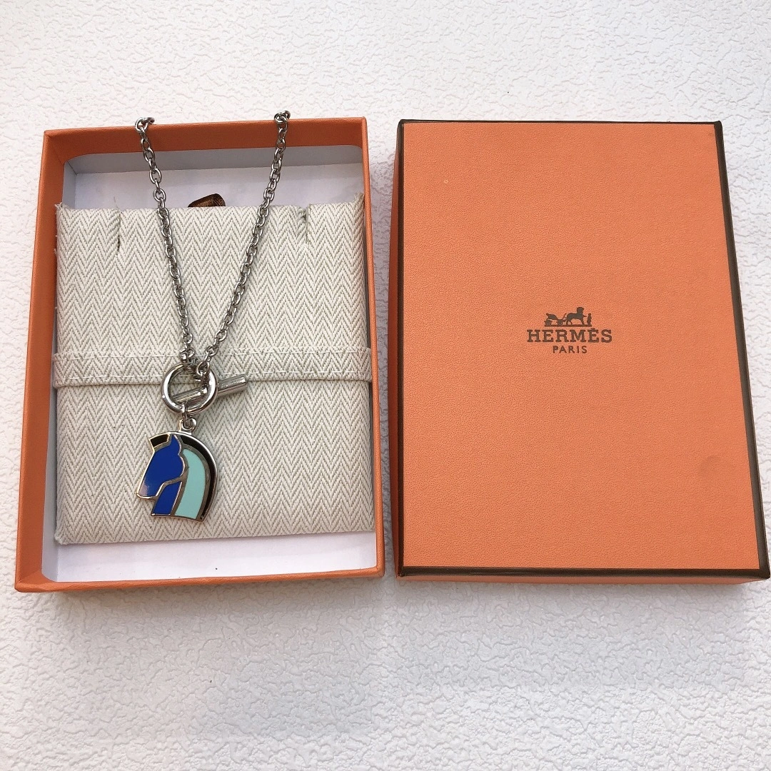 Barbara-- H5r75s necklace item : E-S092J2921H