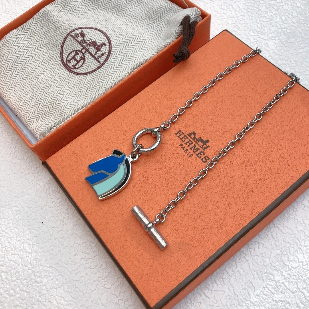 Barbara-- H5r75s necklace item : E-S092J2921H