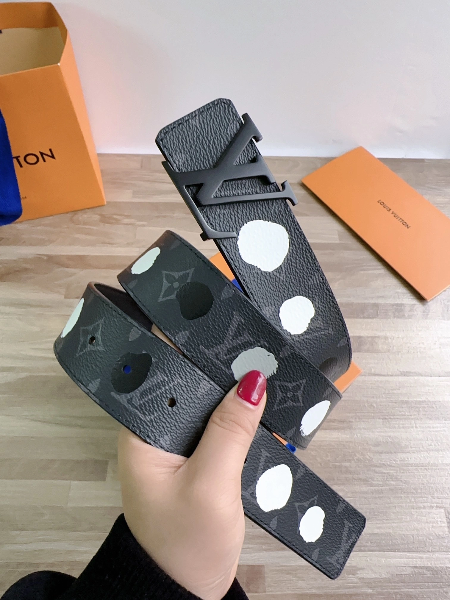 Barbara-- Initiales M0654U 4CM three piece--reversible cowhide item:C-S042K1112