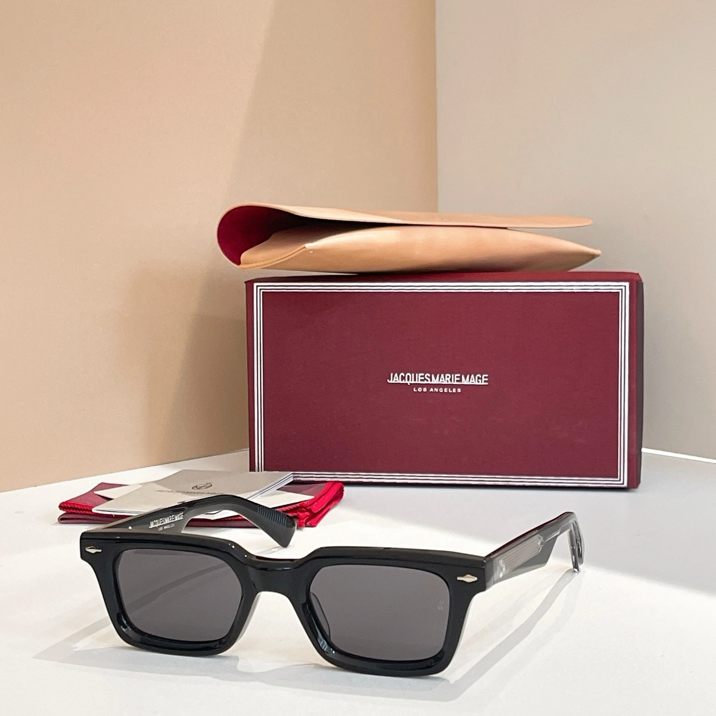 Barbara-- J1cquemus MODEL：CASABLANCAI 25Colour item:E-S132L2678-25H