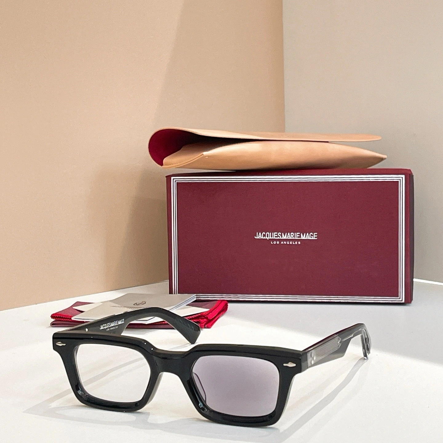 Barbara-- J1cquemus MODEL：CASABLANCAI 25Colour item:E-S132L2678-25H