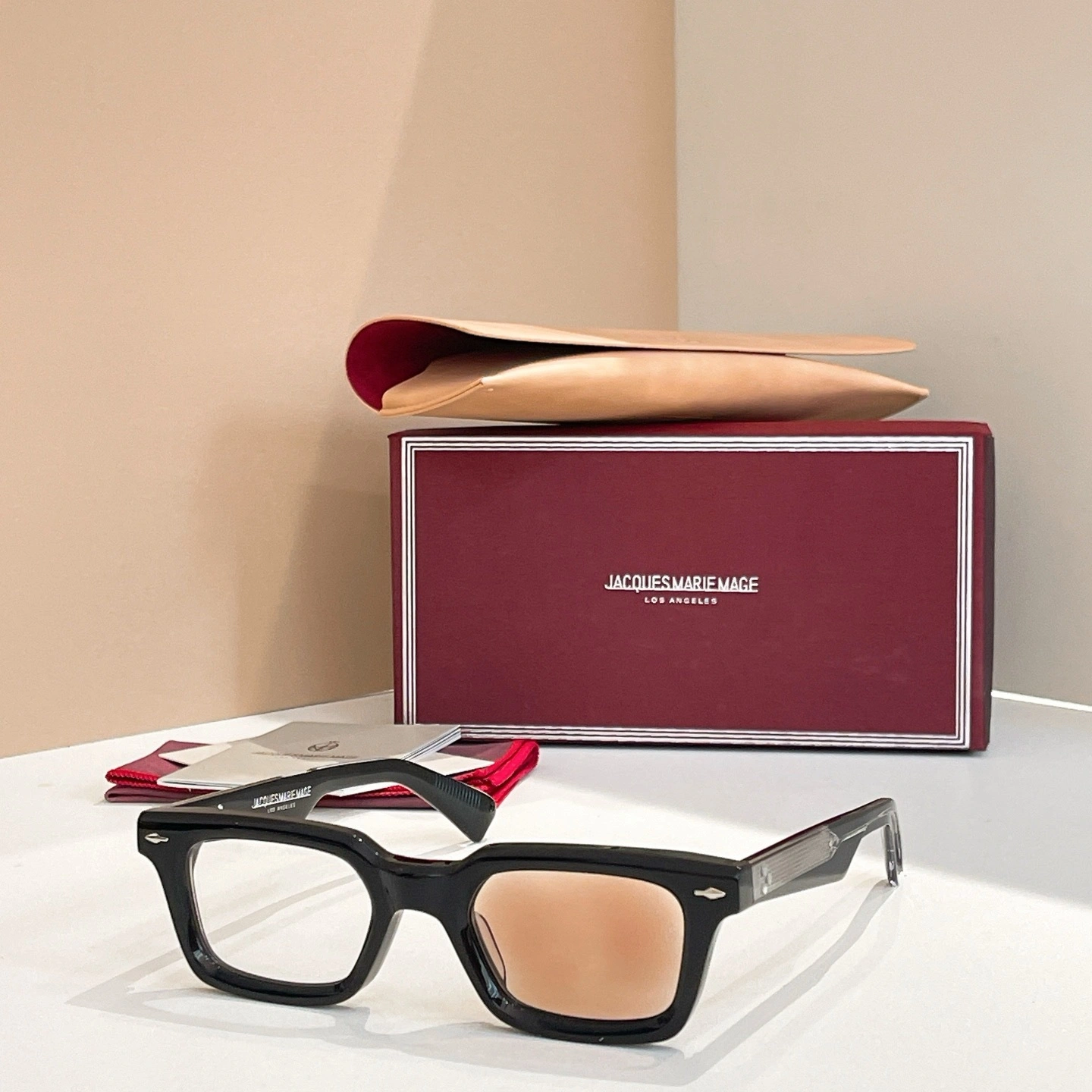 Barbara-- J1cquemus MODEL：CASABLANCAI 25Colour item:E-S132L2678-25H