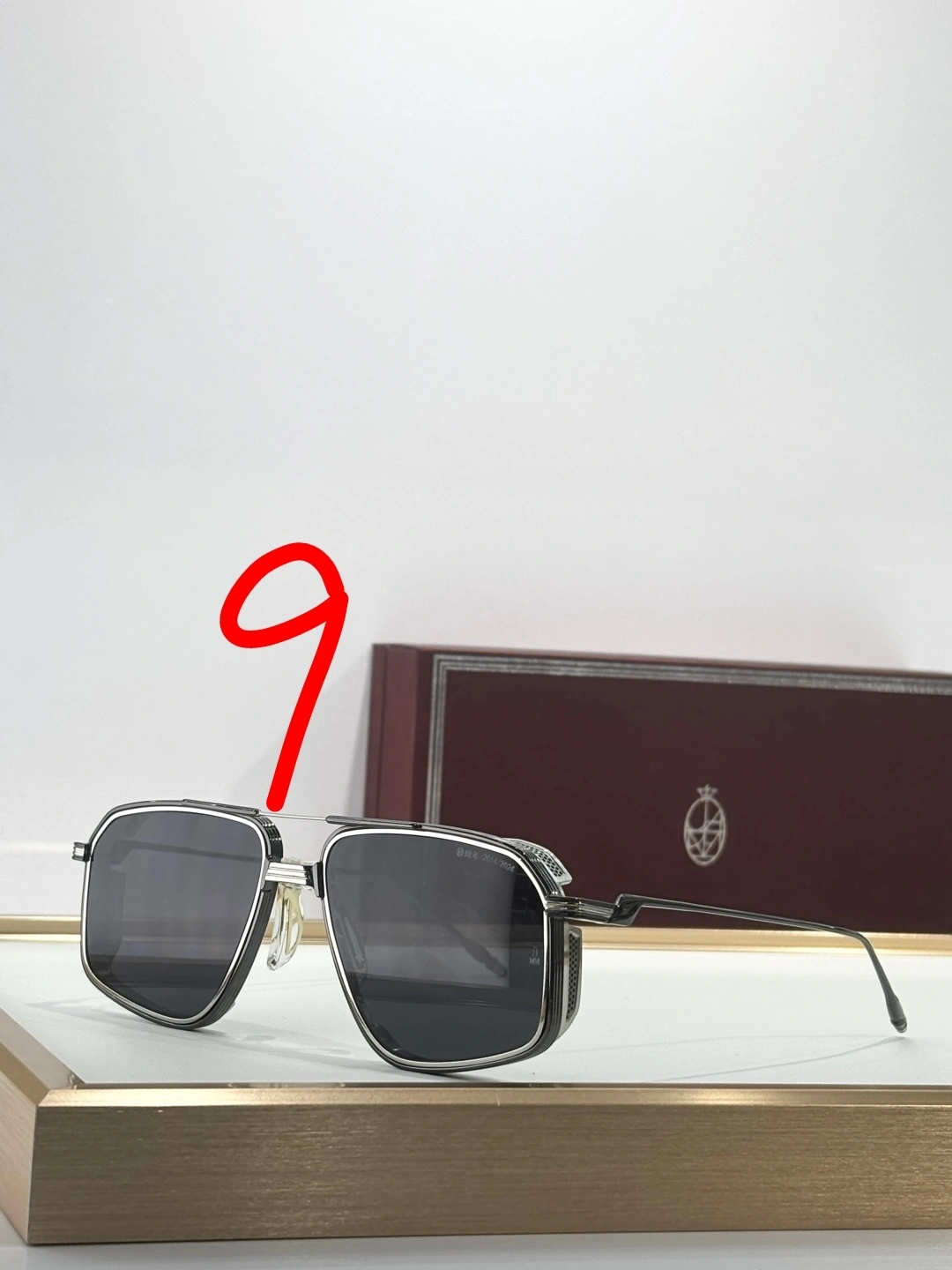 Barbara-- J1cquemus MODEL：JAGGER 9Colour item:E-S132L0474-9H