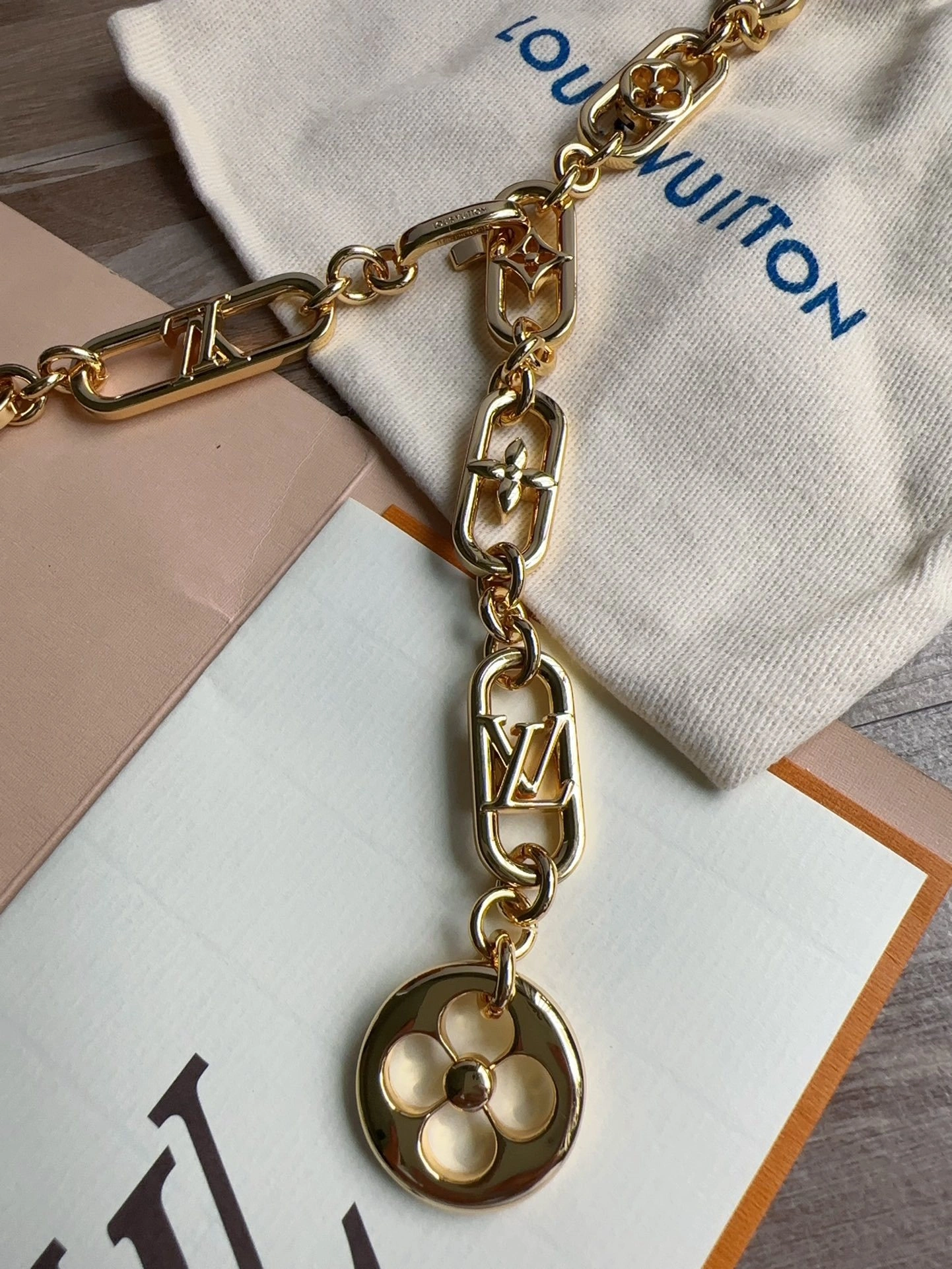 Barbara-- M8244Z Monogram item:C-S042K2522R