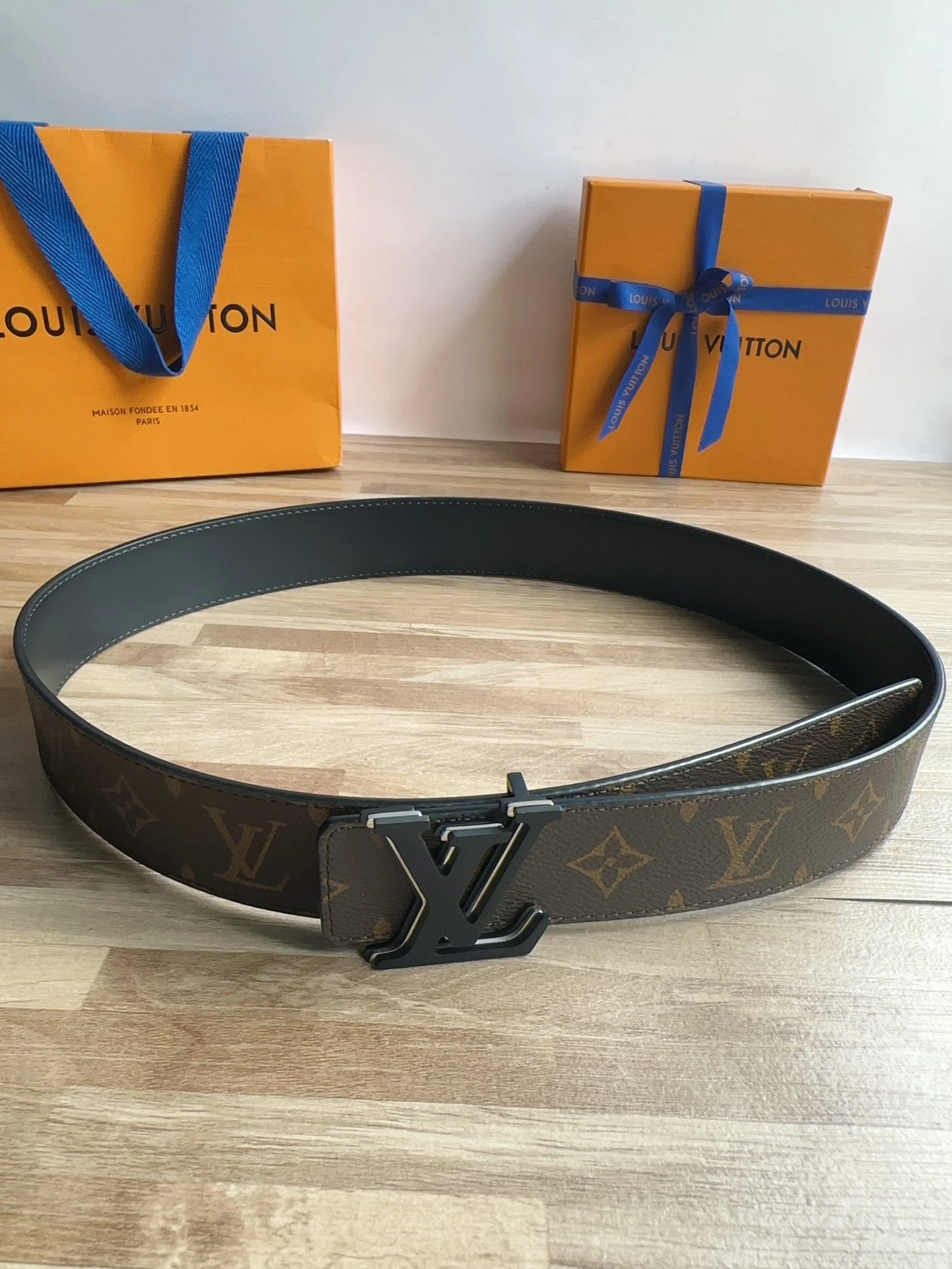 Barbara-- M8263U Monogram item:C-S042K2526R