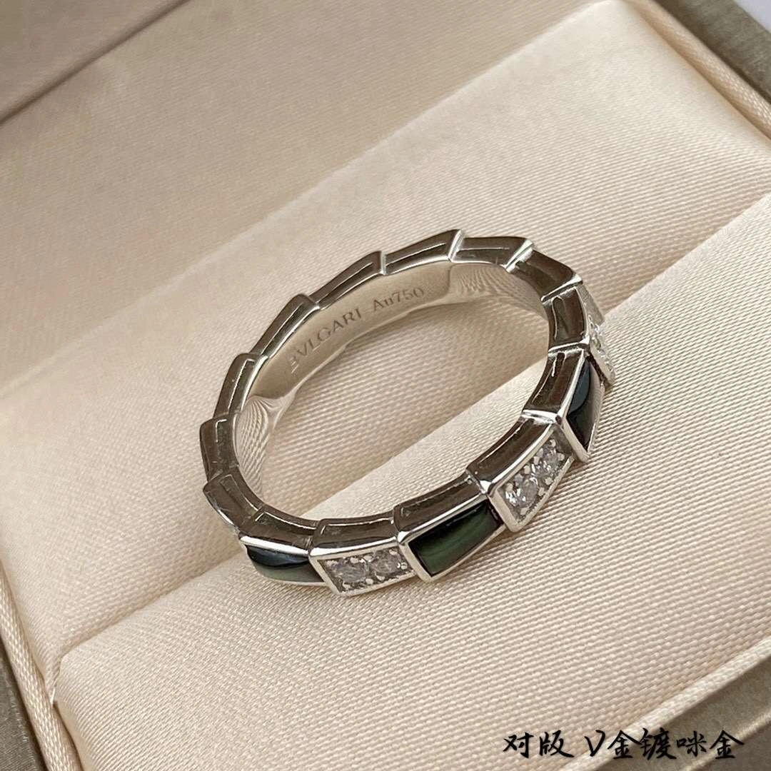 &Barbara-- Multiple colors item : 092S09C2416-2