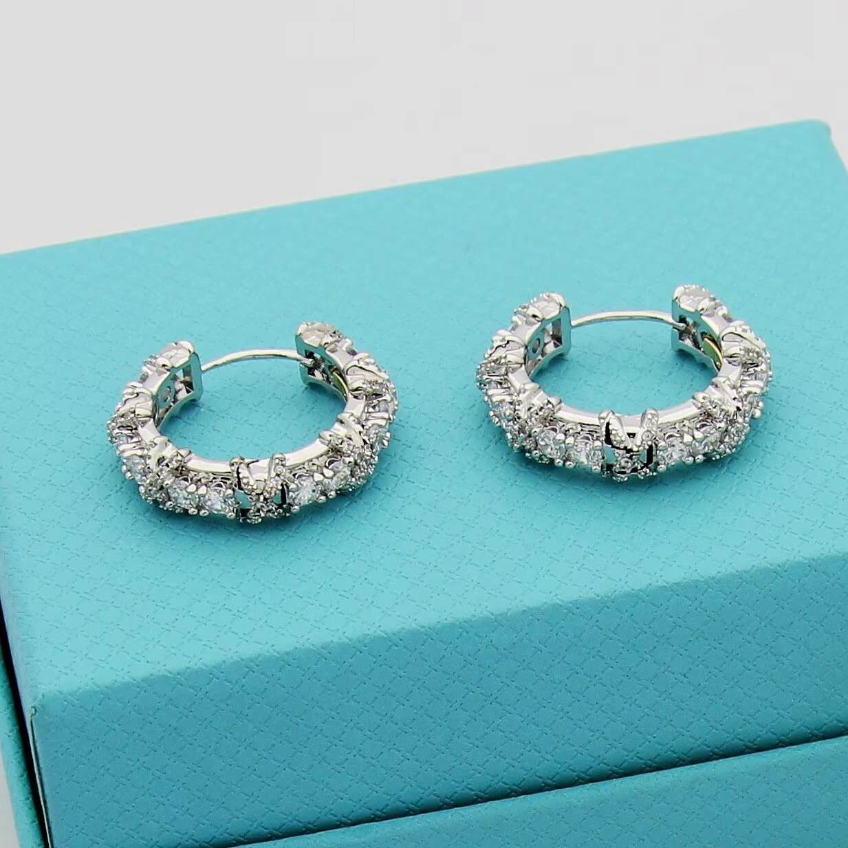 Barbara-- Tiff19y&3o Schlumberger earrings item : E-S092J3113H