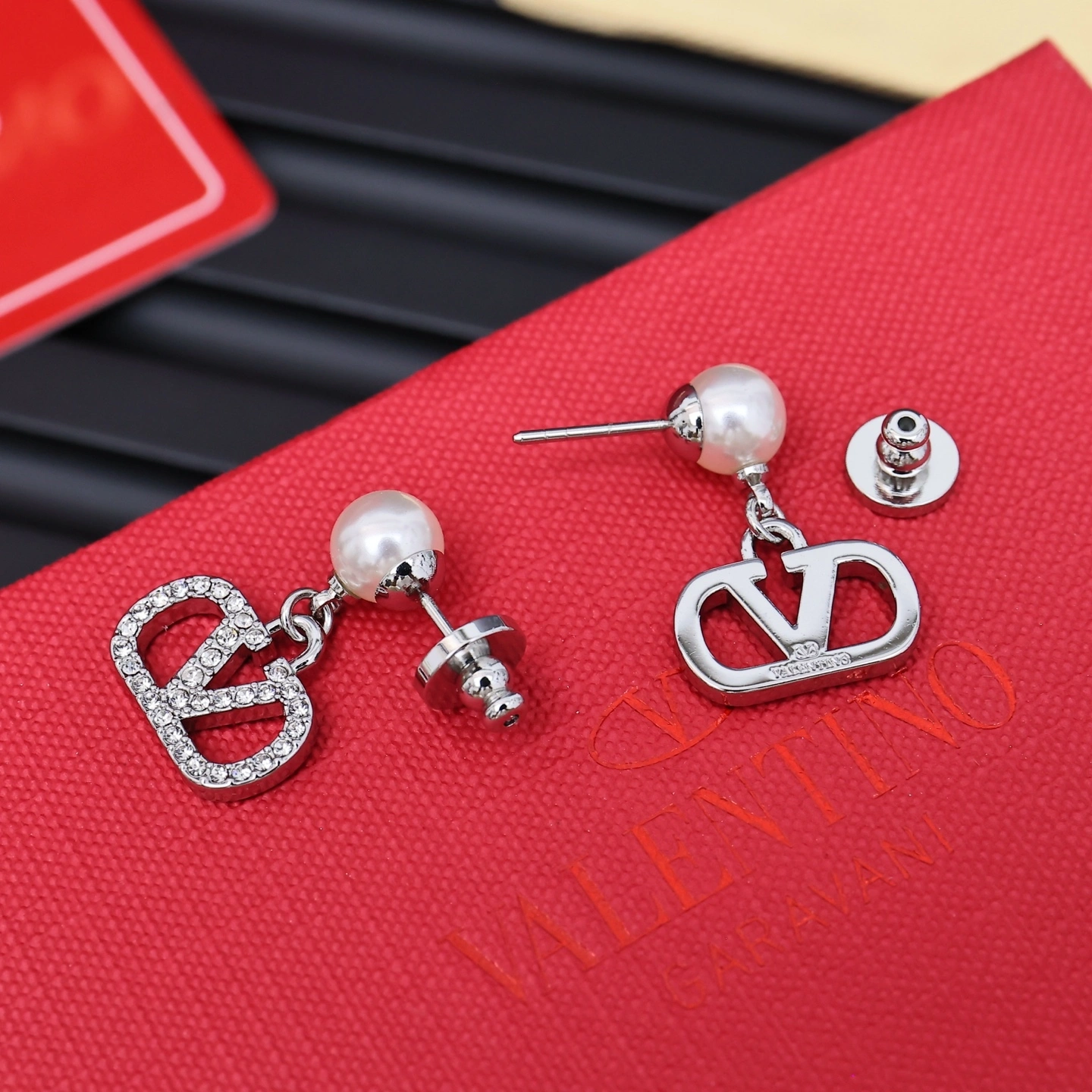 Barbara-- V1859ti9o earrings item:F-S092A1046H