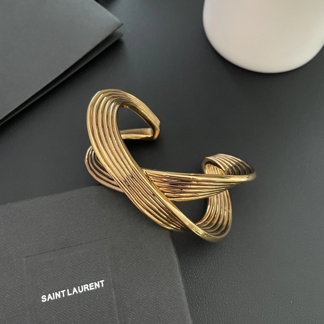 Barbara-- Yv5s bracelet item:E-S092L1345H