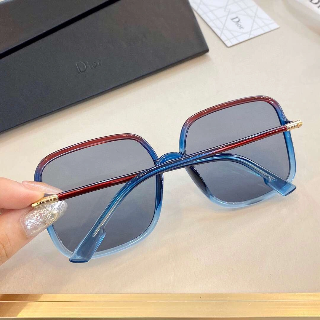 &*Barbara-- item : 132S15C0532