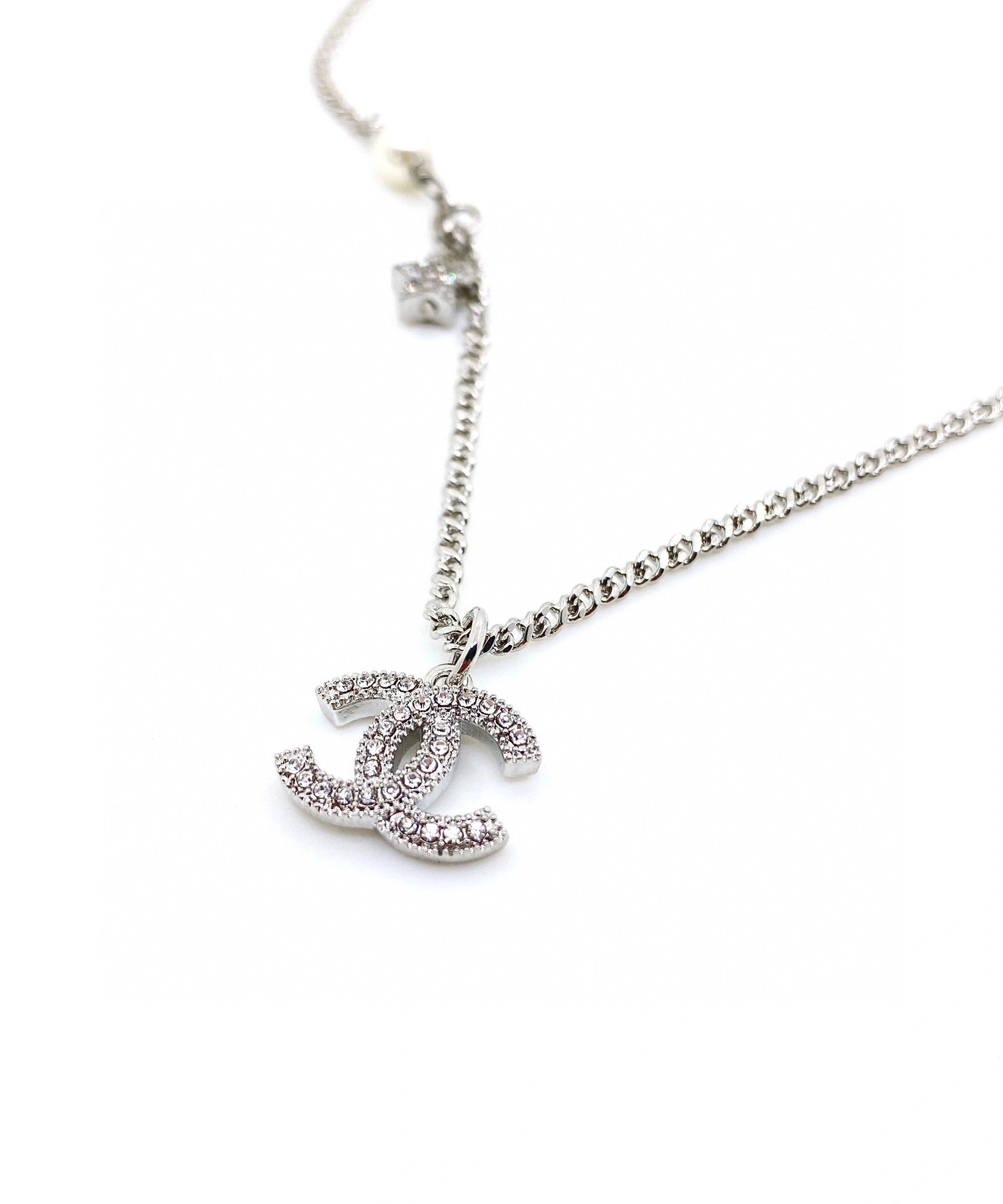&Barbara-- item:B-S092F1617Z