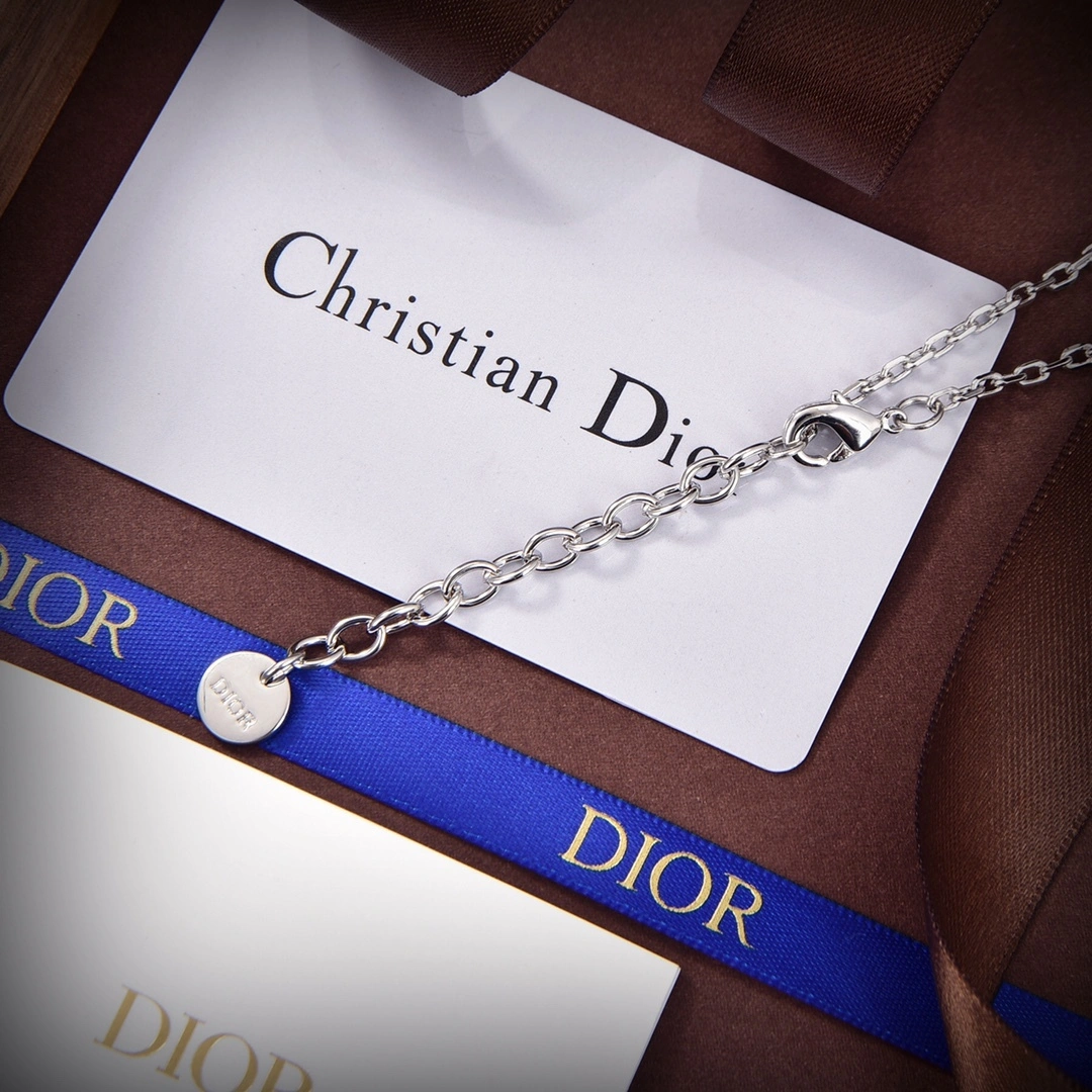 &Barbara-- item:C-S092D2107