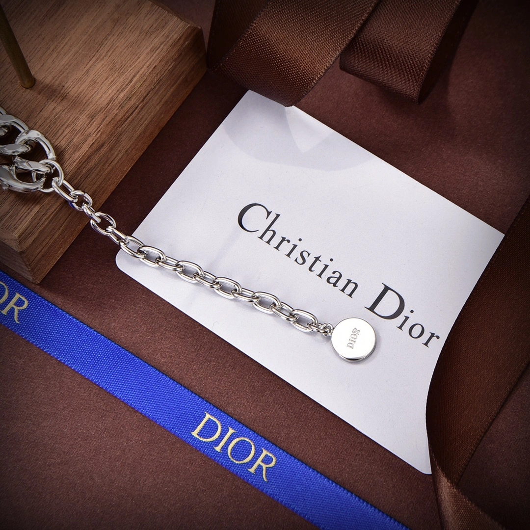 &Barbara-- item:C-S092D2126