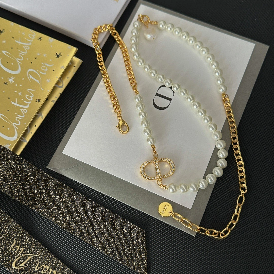 &Barbara-- item:C-S092D2131