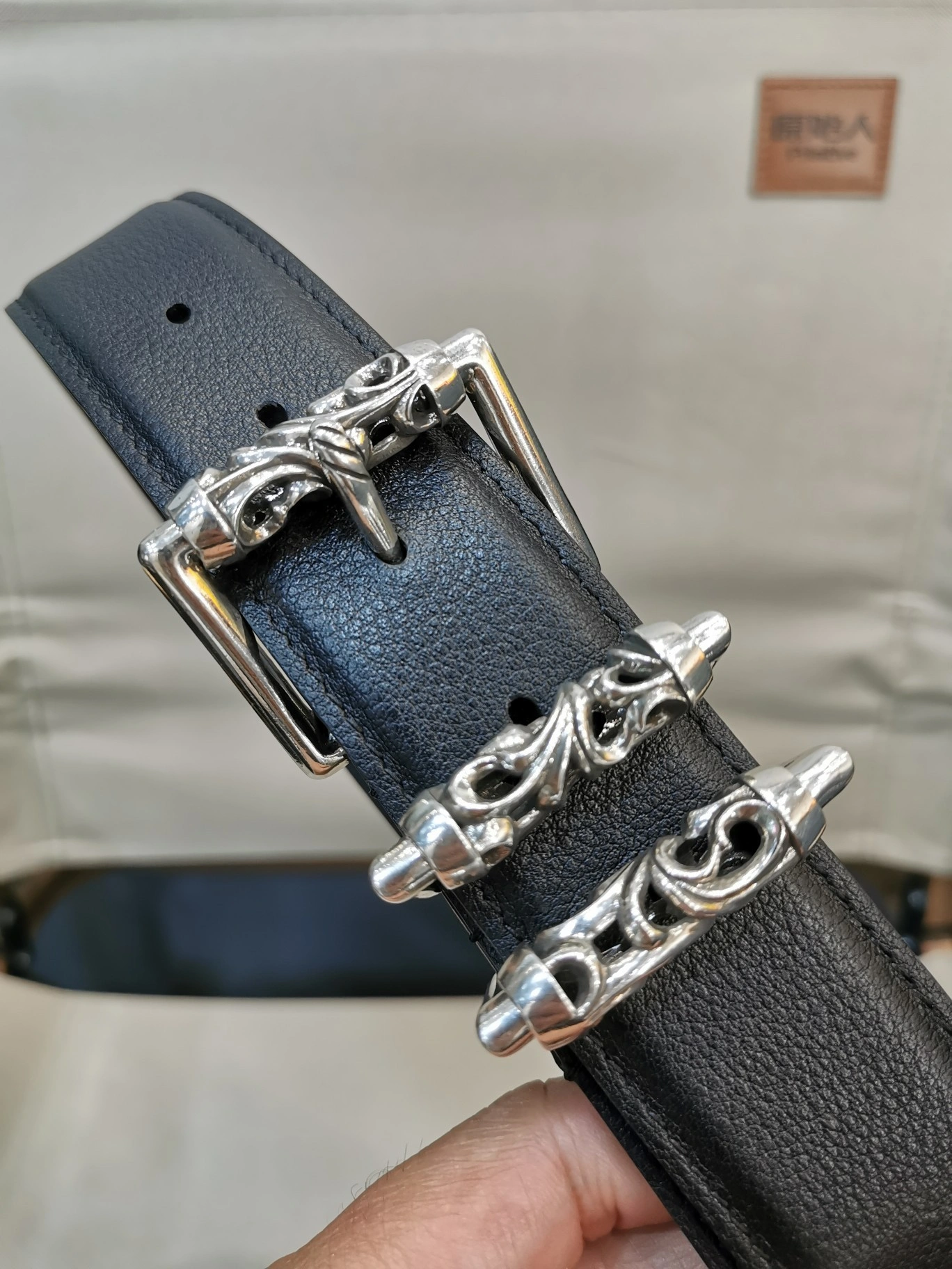 Barbara-- item:C-S333K2501R