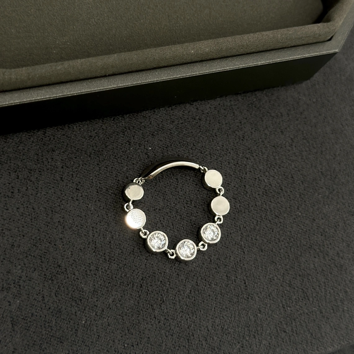 Barbara-- item:D-S092C2075