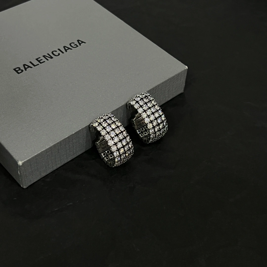 Barbara-- item:D-S092D1012