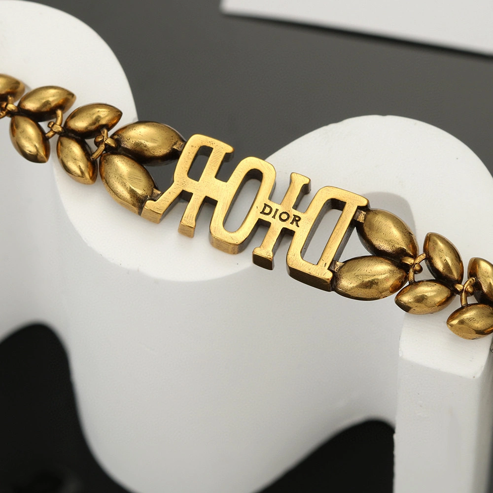Barbara-- item:D-S092D2107 Bracelet Necklace